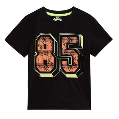 Boys' black '85' print t-shirt